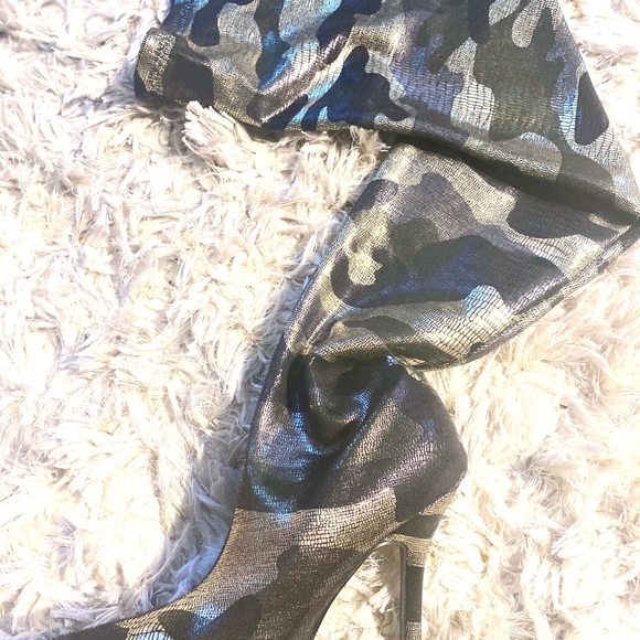 Camo - Picture 3 of 3